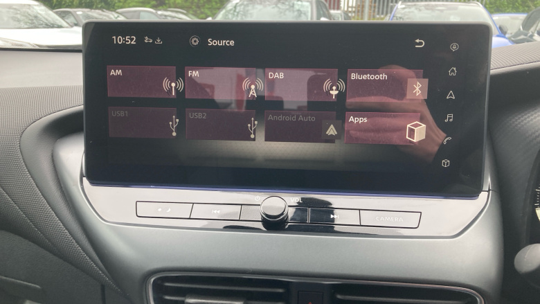 Nissan Juke 1.0 DiG-T N-Connecta 5dr Petrol Hatchback